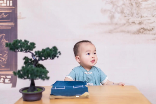 滨州宝宝几个月可以笑出声 滨州宝宝几个月可以笑出声